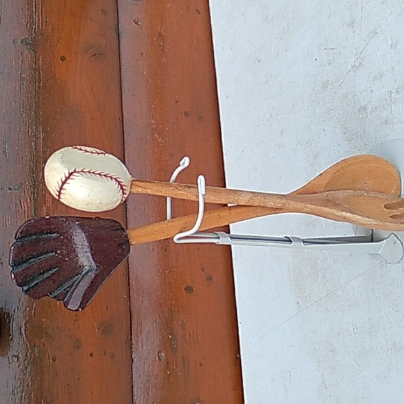 BASEBALL SALAD/PASTA TONGS or GREEN LEAF BOTANICAL TONGS - Picture 4 of 16